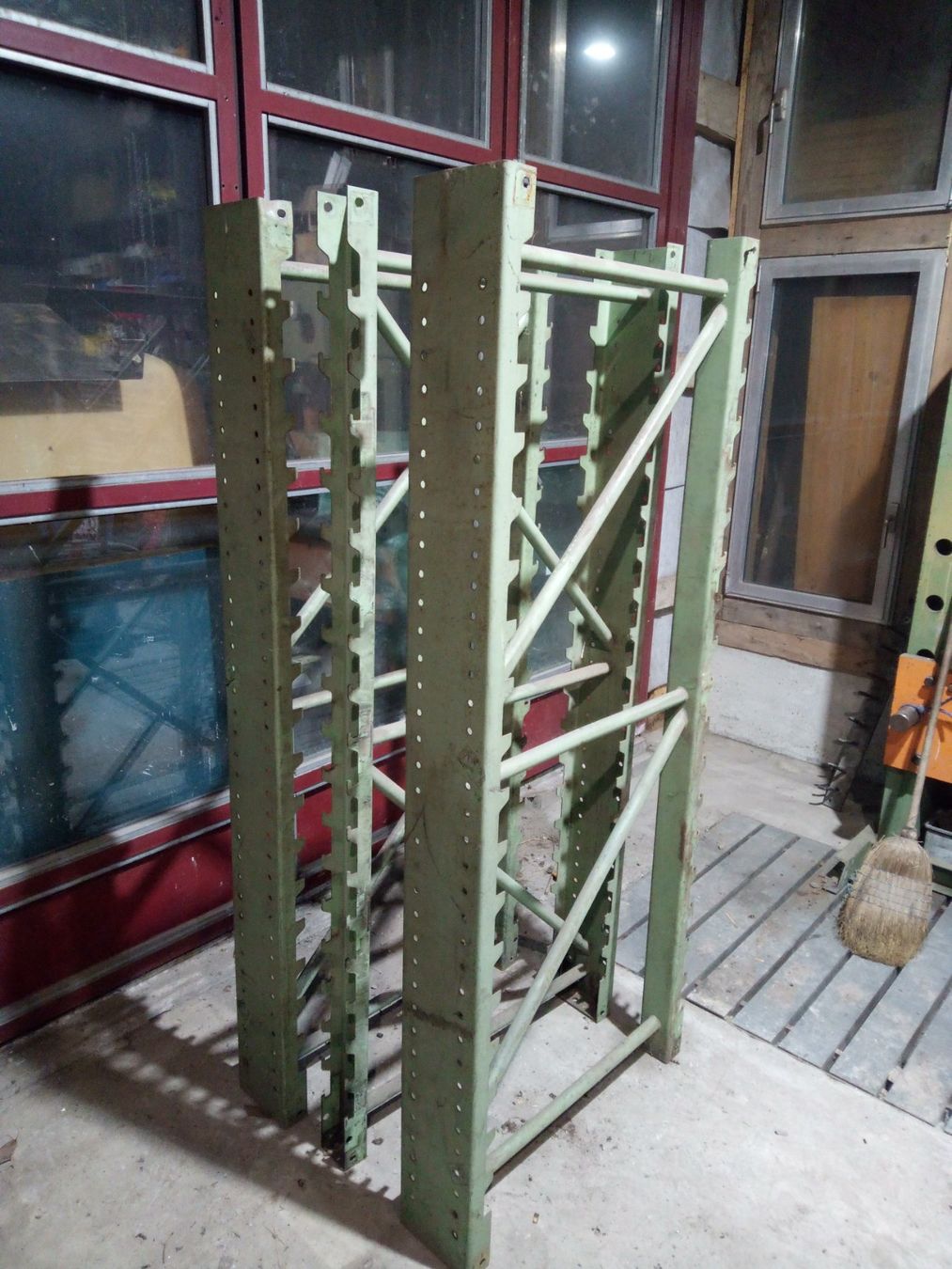 Scaffali: Schwerlast Regal – Usato da Dotzigen venduto da Allez1 4