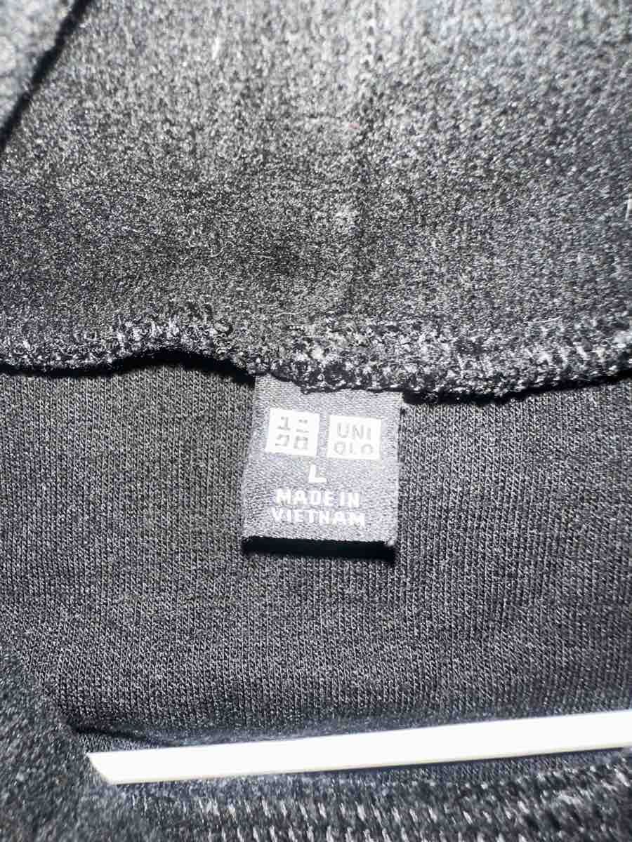 Uniqlo Maglioni & Felpe: Pullover mit Stehkragen schwarz – Usato da Basel venduto da alinaa95 4