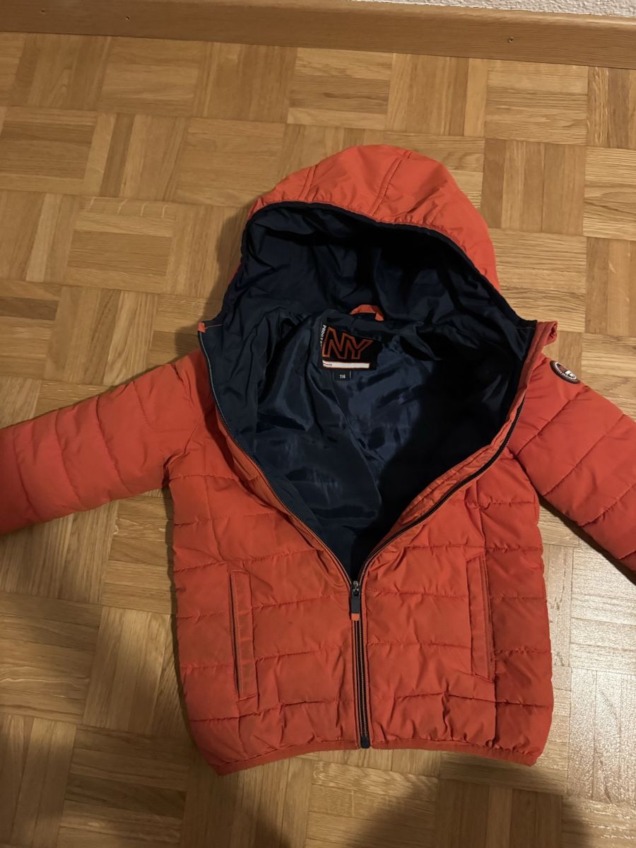 Giacche & Cappotti: Kinder Jacke Grösse 116 – Usato da Zürich venduto da zd_1965 1
