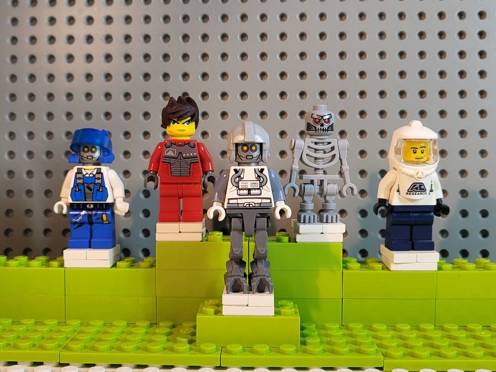 5 Lego-Minifiguren, Original oder viel Eigenkreation | Kaufen auf Ricardo