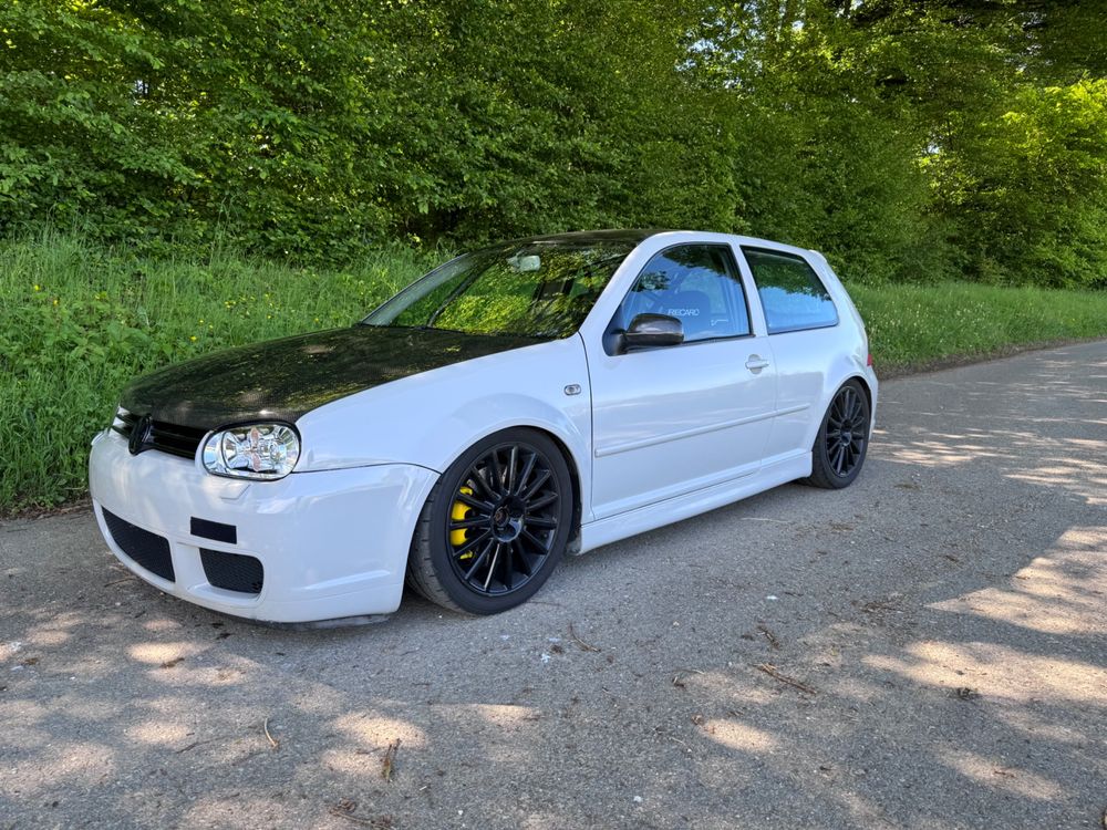 VW Golf 4 R32