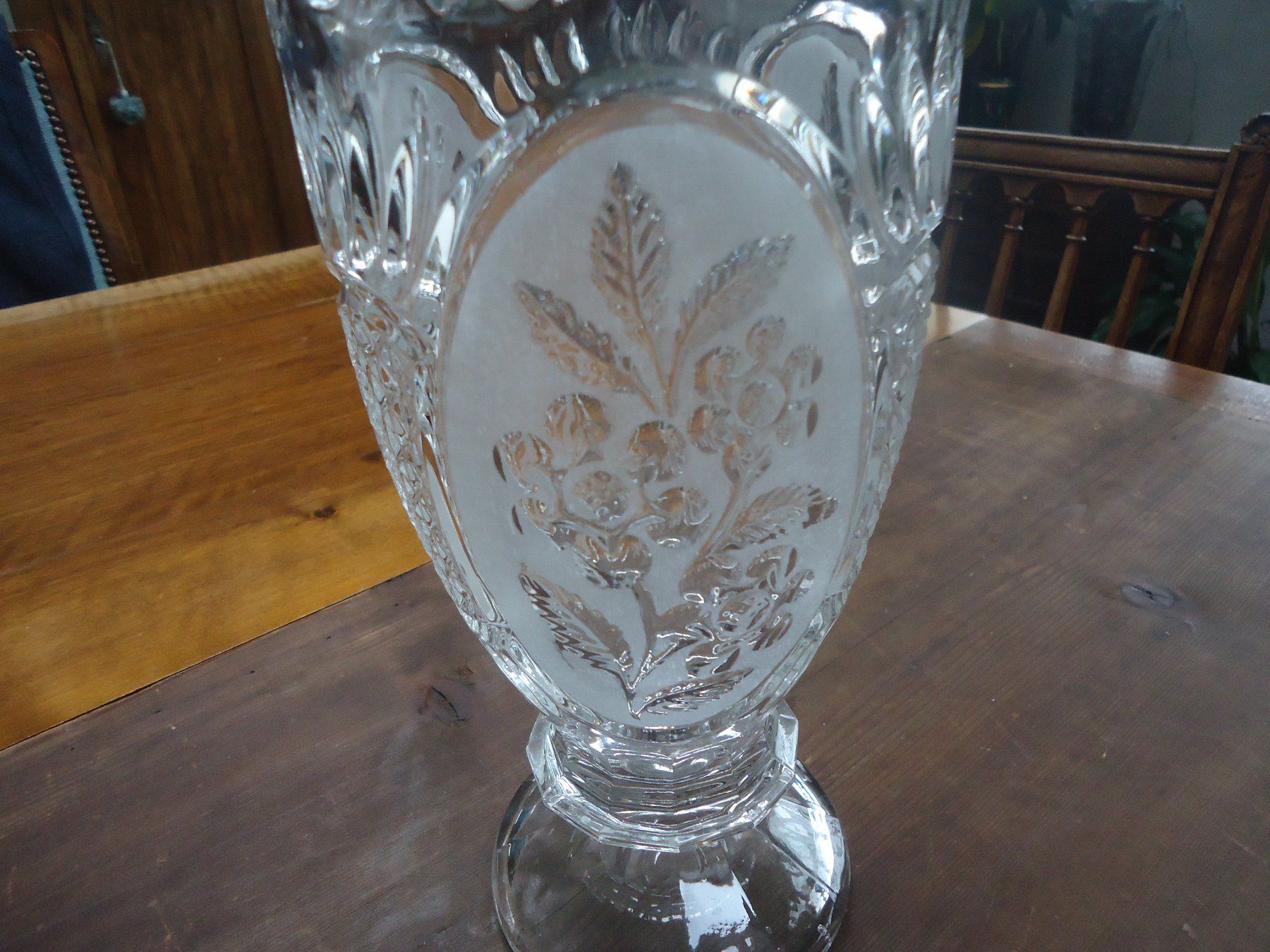 Vasi & Recipienti: Joli vase en cristal taillé – Usato da Vessy venduto da mafabe 2
