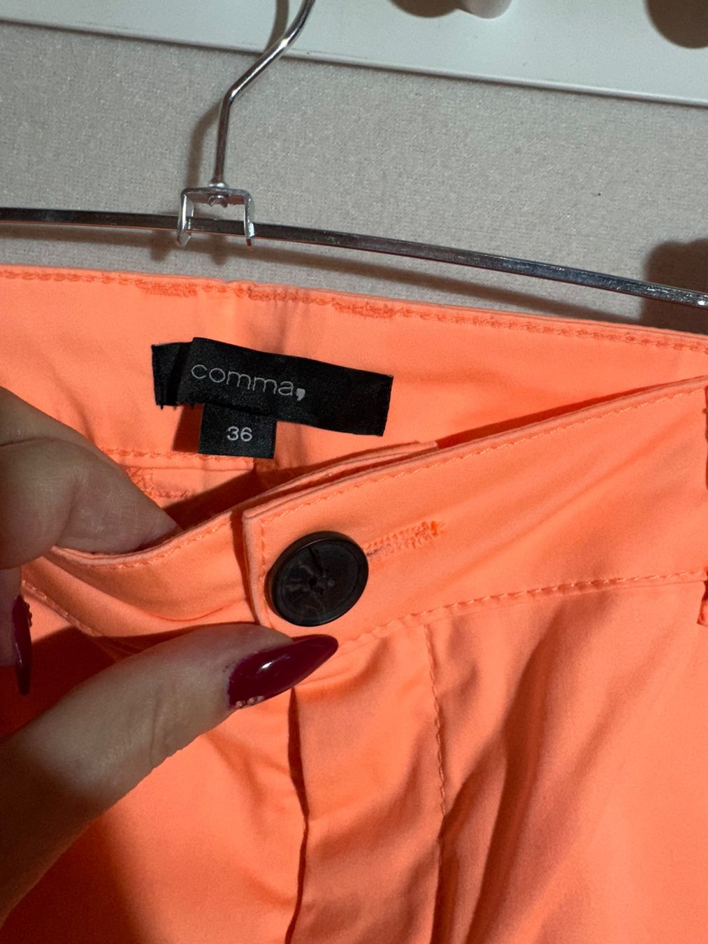 Comma Pantaloni: Orangefarbenes Stoffhose von Comma Gr. 36 – Usato da Grosswangen venduto da SALE_SALE_SALE 1