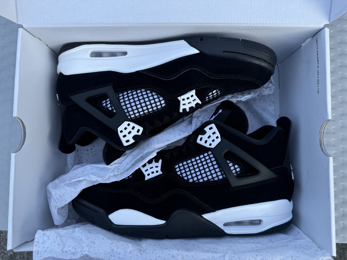Jordan Scarpe da uomo: Air Jordan 4 Retro – Nuovo e nell'imballaggio originale da Baar venduto da tortuga72 2