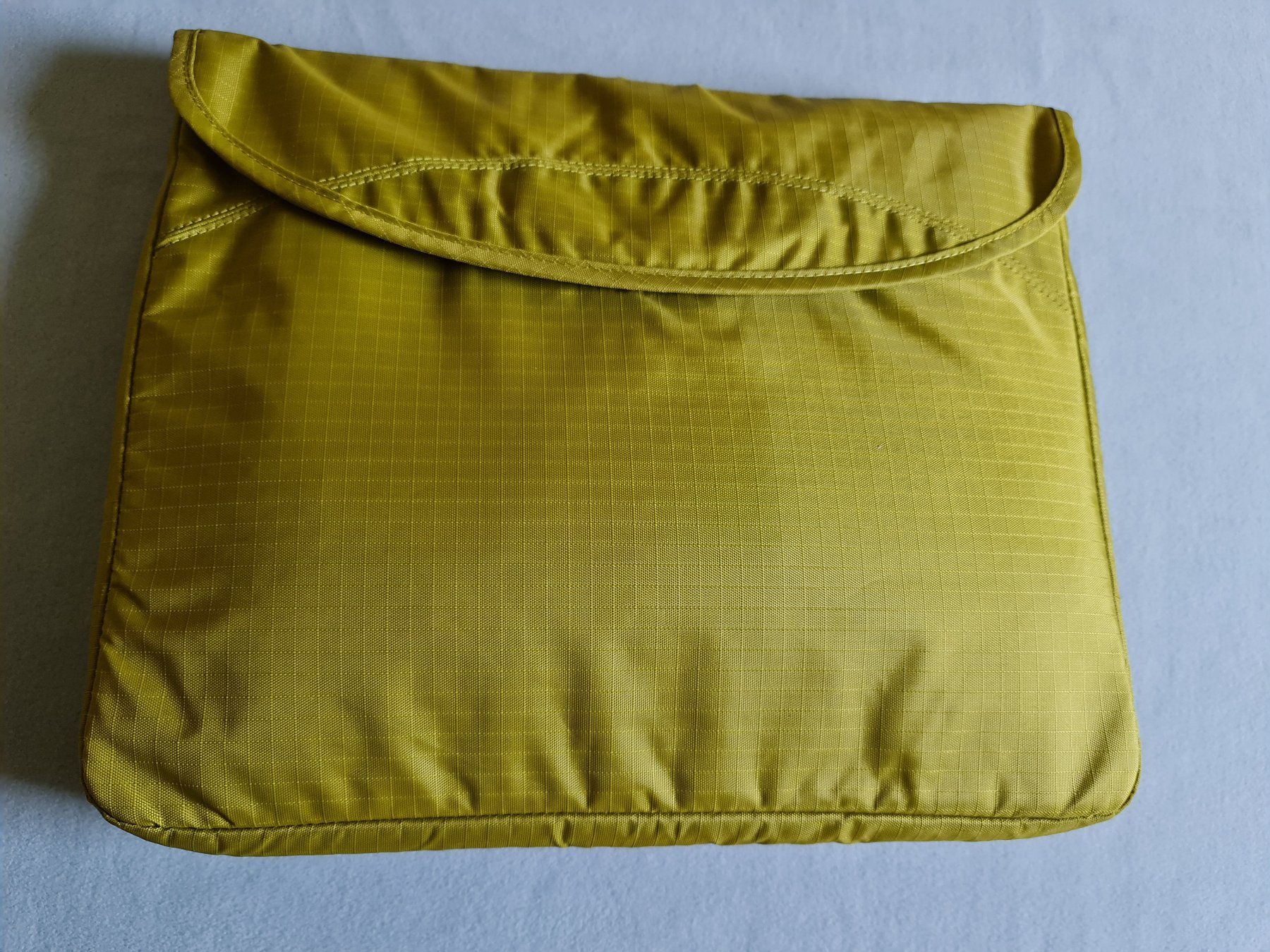 Crumpler Borse: Crumpler grosse Umhängetasche – Usato da Embrach venduto da Ta89 4