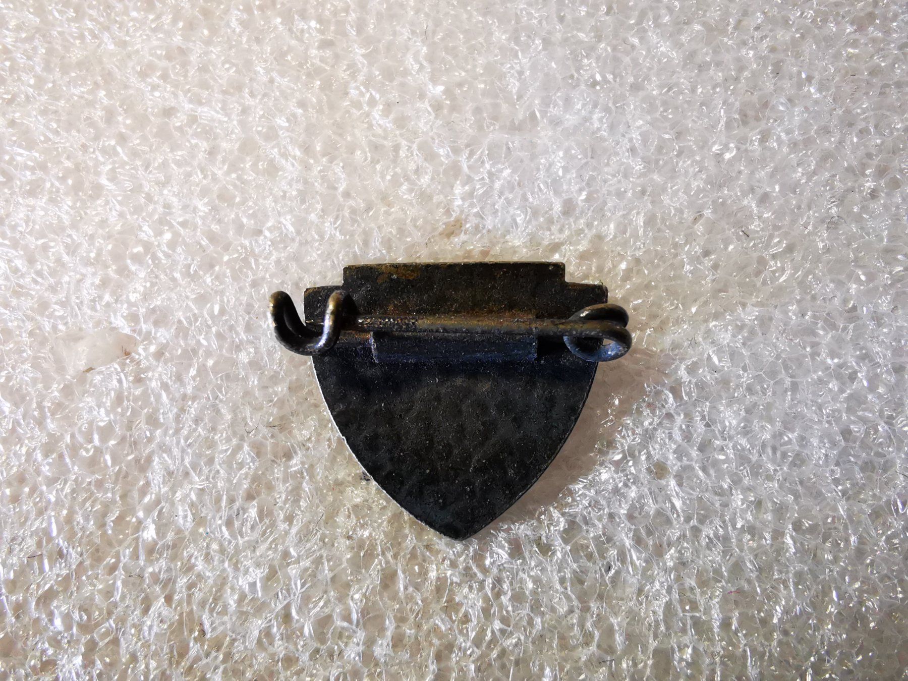 Placchette & Badge: Ansteckpin 2: Ehemalige der Sekschule – Usato da Oppligen venduto da Pin-Fall-Shop 1