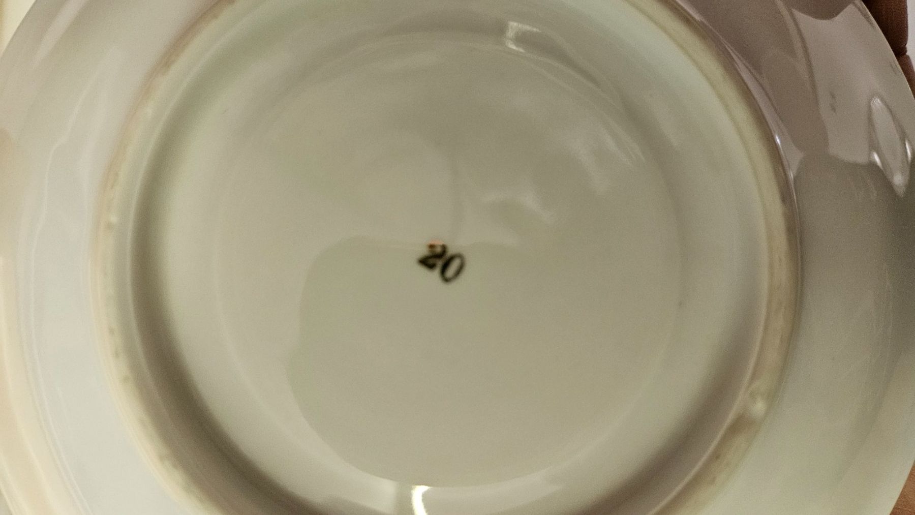 Teller: 6 piattini da caffè bianchi bordo oro – Gebraucht aus Melano von H-Sara 2