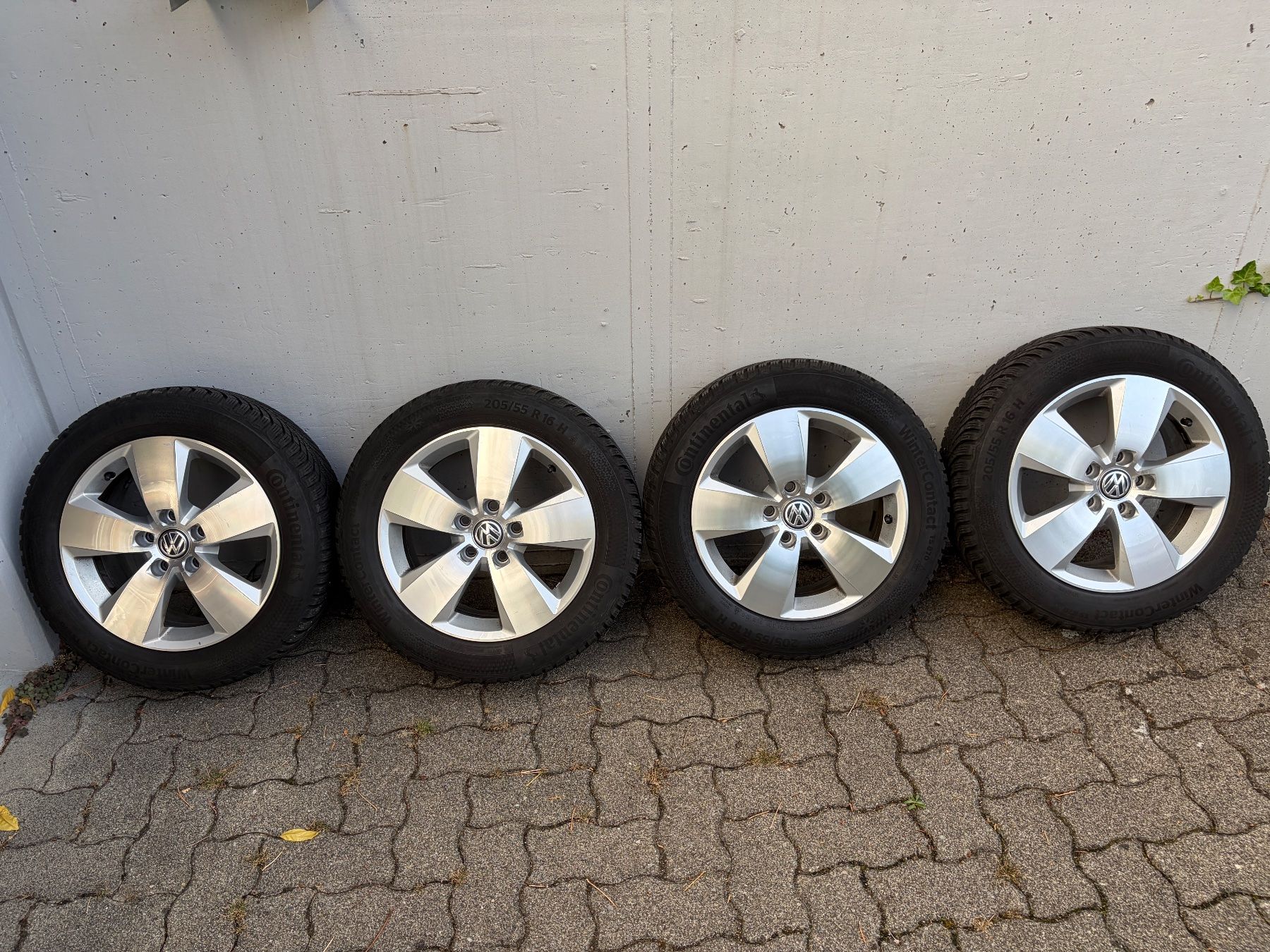 Volkswagen Pneus & Kompletträder: Winterkompletträder 16 Zoll – Gebraucht aus Weisslingen von way-aviation 1