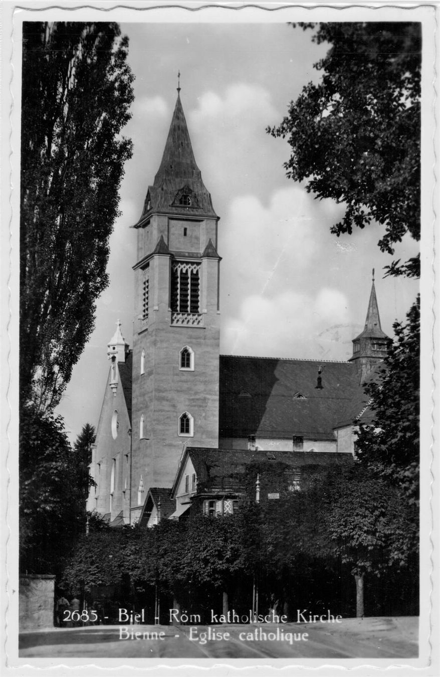 Cartoline postali: BE 182 Biel Bienne Röm.-kath. Kirche 1945 – Usato da Fribourg venduto da philafri