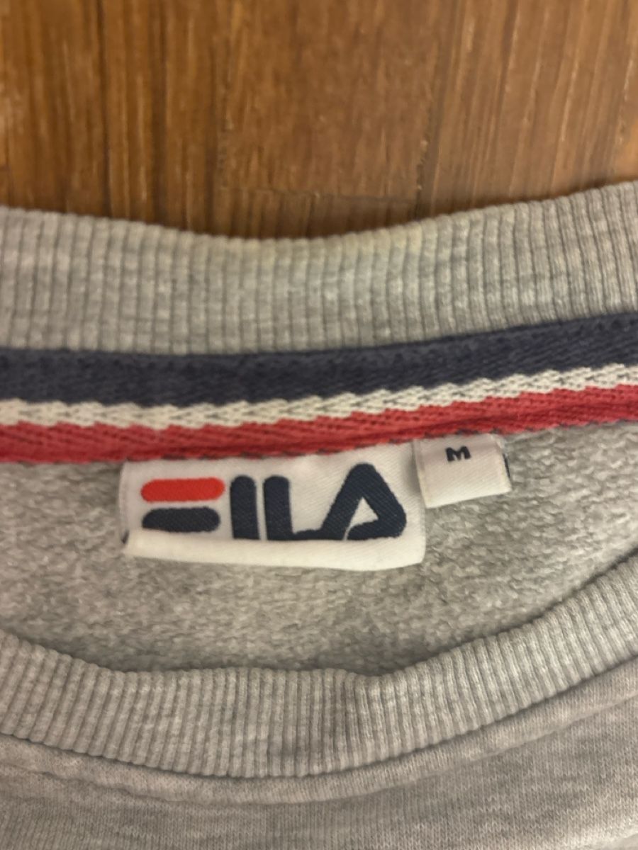 Fila Pulls & Sweat-shirts: Fila Pullover grau Grösse M – D'occasion à Hinwil par liviipivii 1