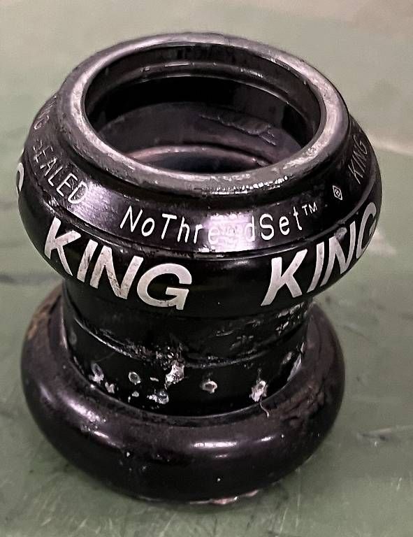 Pezzi di ricambio: Steuersatz Chris King 1 1/8" Ahead – Usato da Bern venduto da Achkrach