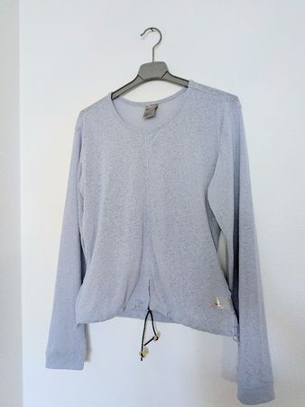 Nike Langarmshirt hellblau Grösse M neuwertig 
