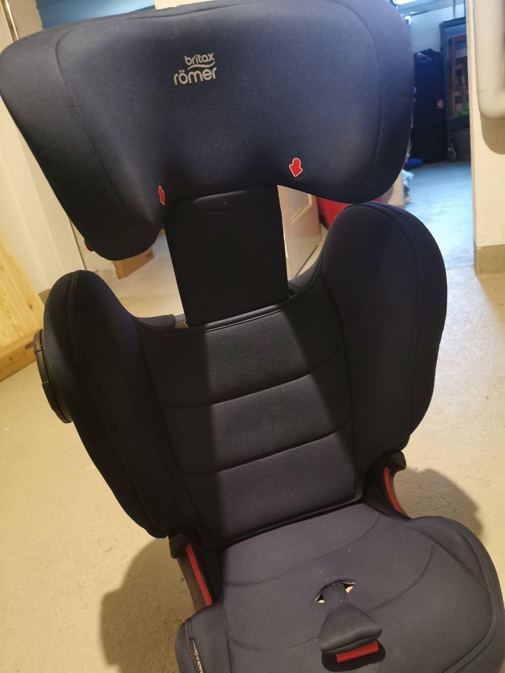 Britax Römer Auto-Kindersitze: Britax Römer Kidfix lll M – Gebraucht aus Luzern von Brueschi 2