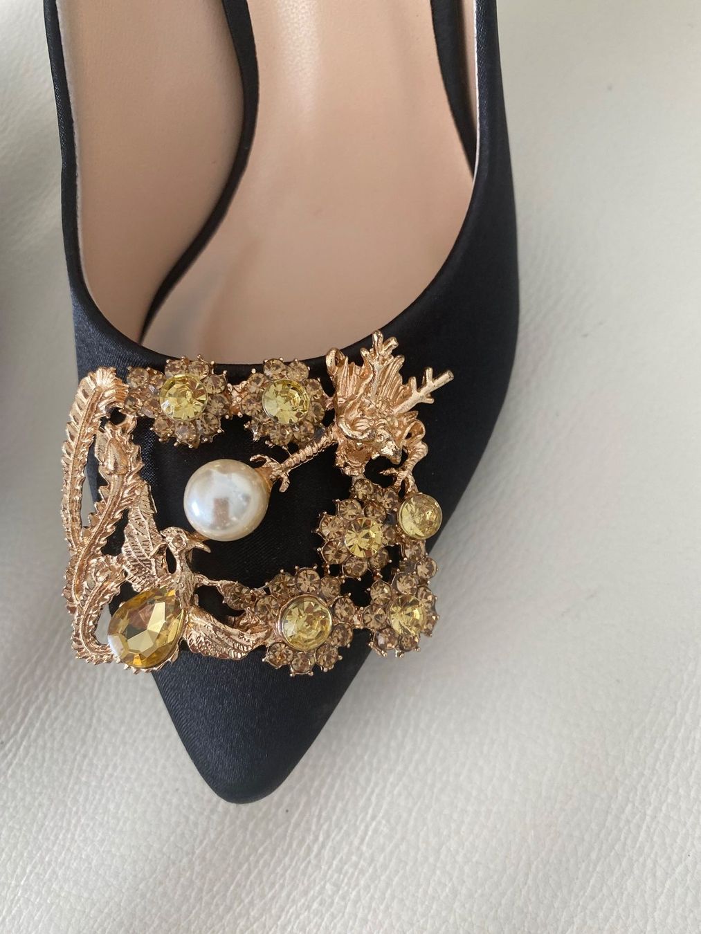 Scarpe da donna: Perfekter Auftritt mit diesem tollen Pumps mit Perlen, 38 – Nuovo e nell'imballaggio originale da Winkel venduto da ferrari2022 1