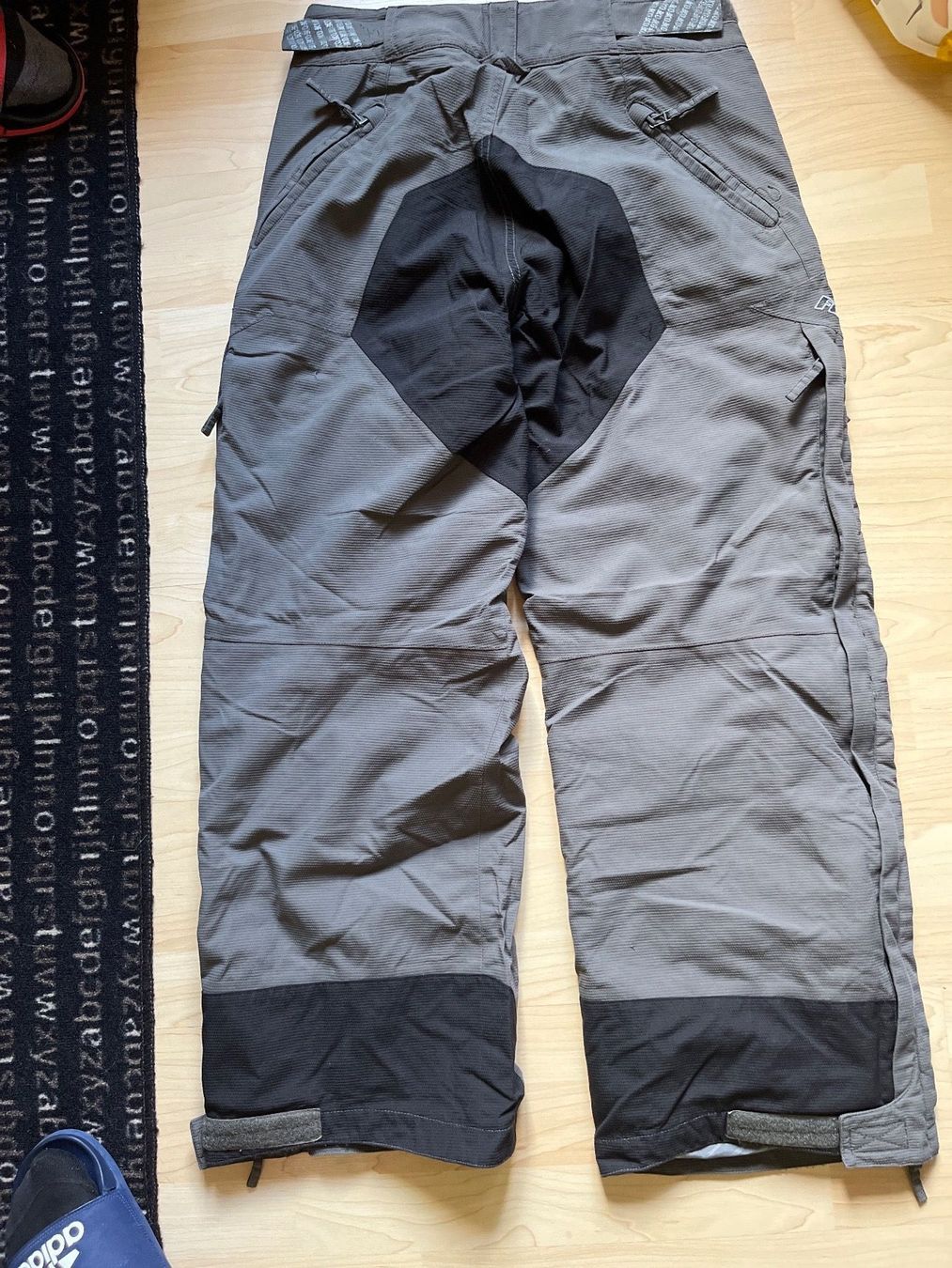 Fox Pantaloni: Skihosen Fox – Usato da Roggliswil venduto da Eishockeygirl 2