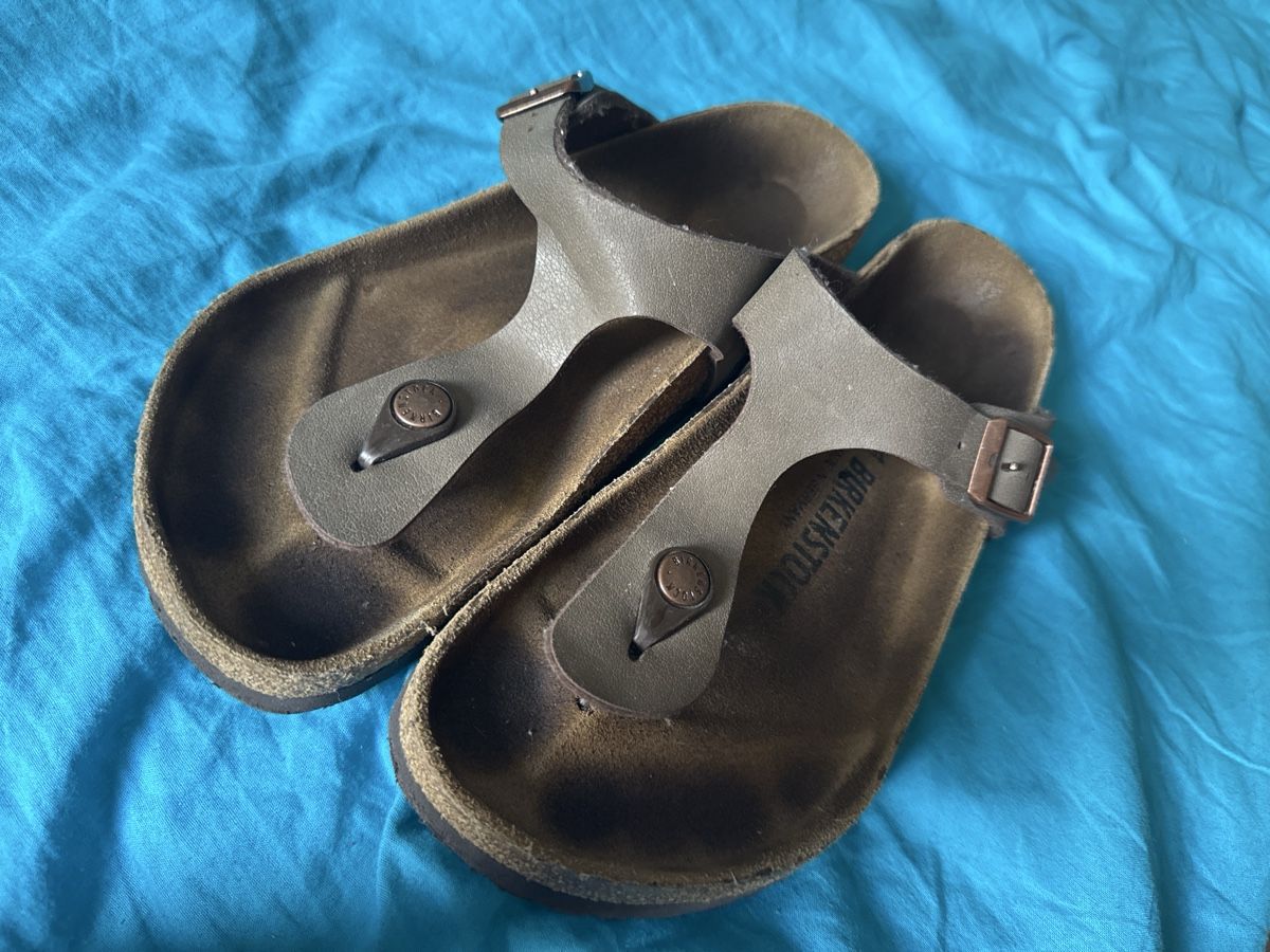 Birkenstock Damenschuhe: Birkenstock Gizeh Mocca size 38 – Gebraucht aus Zürich von ivn_pr75