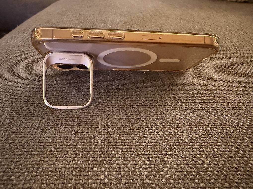 Apple Telefoni cellulari / Smartphones: Apple iPhone 16 Pro 1 TB Desert Titanium – Usato da Therwil venduto da Basilea88 4
