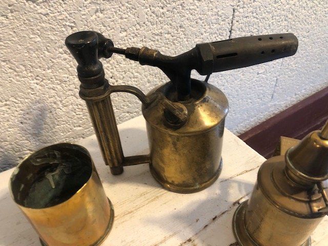 Tutte le decorazioni: Lot d'objets ancien avec lampe pigeon – Usato da Chézard St Martin venduto da schmitt 2