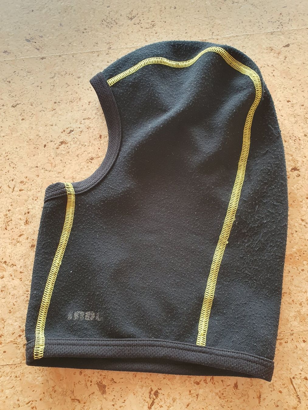 Autres vêtements & accessoires: Kind Sturmhaube – D'occasion à Oberegg par Roberto24