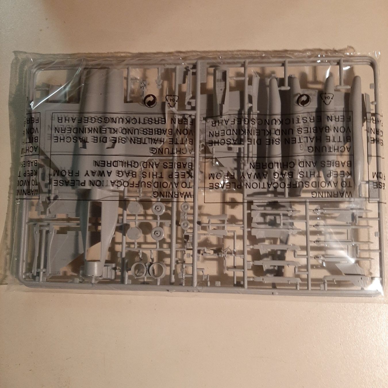 Revell Kit di modellismo & Modellini statici: 644 ... Dassault Rafale M ... Revell 04892 – Nuovo (secondo la descrizione) da Bonstetten venduto da Benibanny59 4