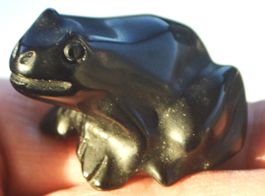 Deko Heilstein G-803 – Frosch Obsidian 3 x 2,5 cm