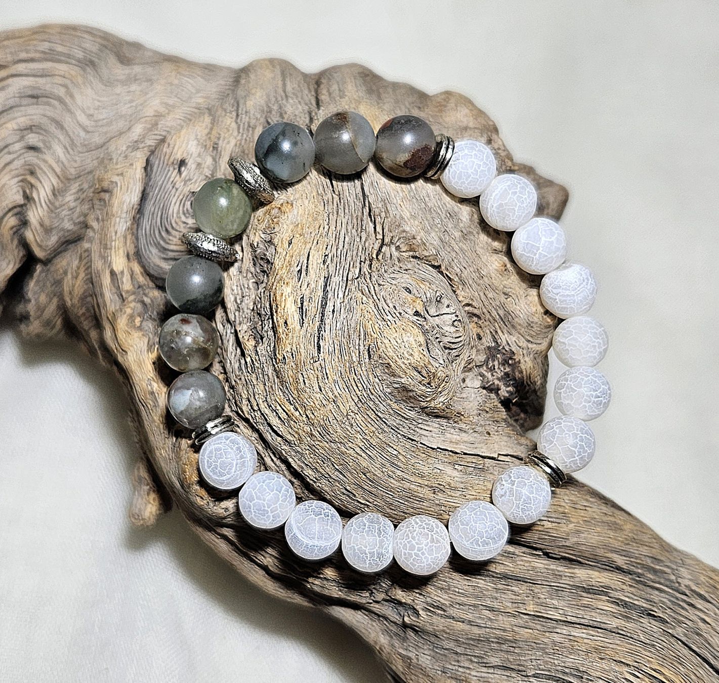 Bracciali & Braccialetti: weisse Mix-Perlen Armk. - Spendenaktion – Nuovo (secondo la descrizione) da Unterkulm venduto da Nachtigall 5