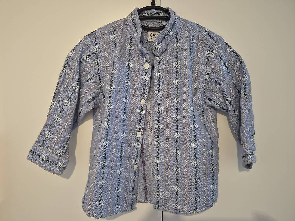 Hemden, T-Shirts & Polos: Original Edelweiss Hemd Jenni – Gebraucht aus Greppen von Bellissima84