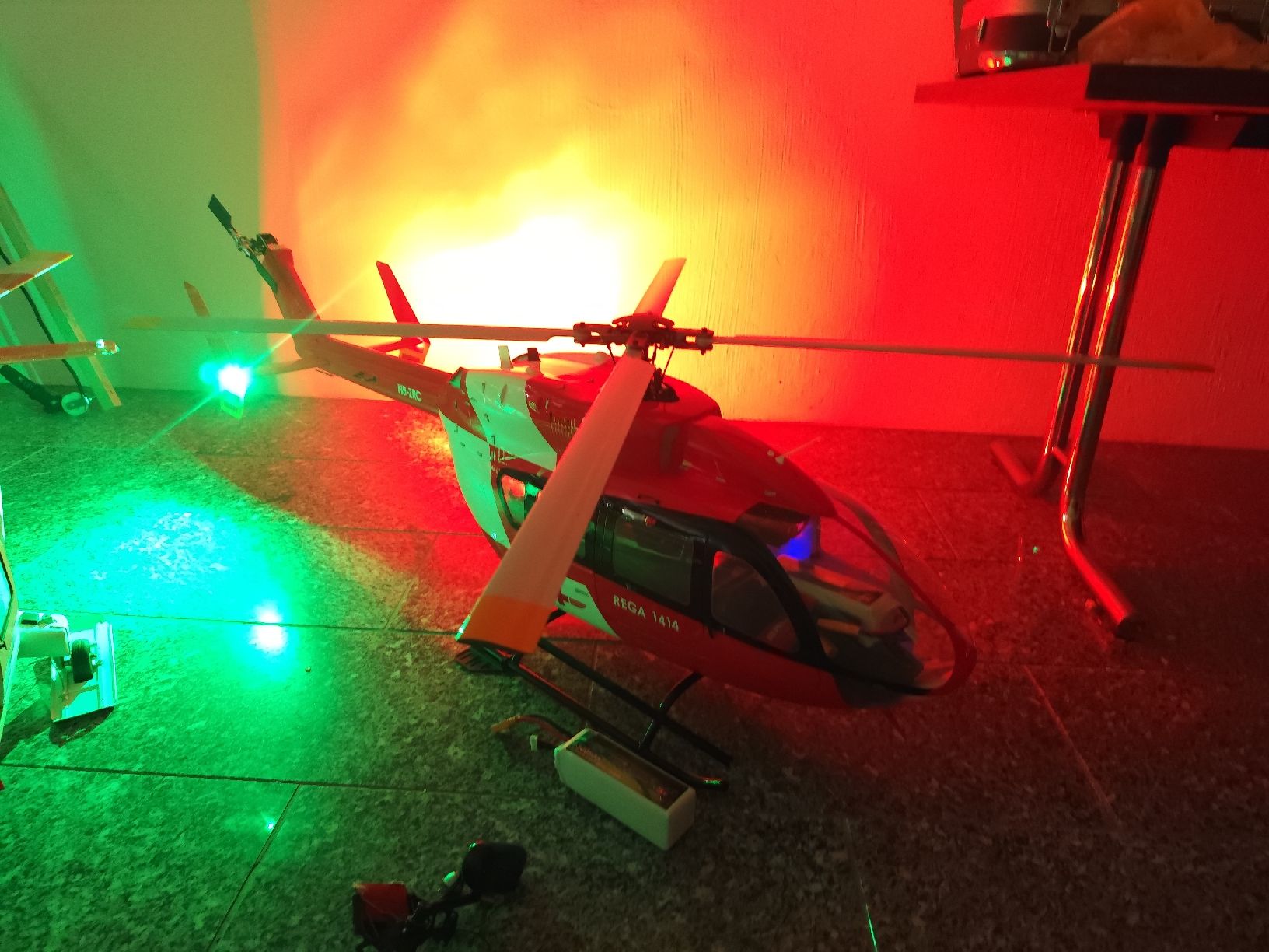 Rega RC Kits de montage: RC Helikopter EC145 REGA – D'occasion à Jenaz par Schreiner97 2