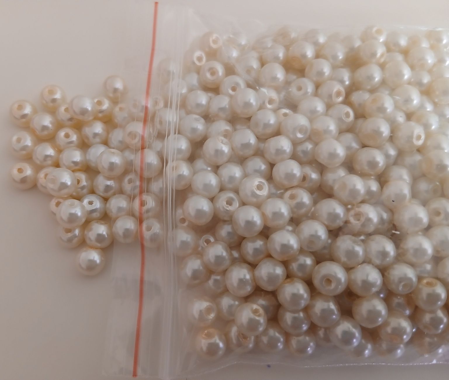 Perle (finte): Glasperlen zum Schmuck basteln  – Nuovo (secondo la descrizione) da Stansstad venduto da mikamo