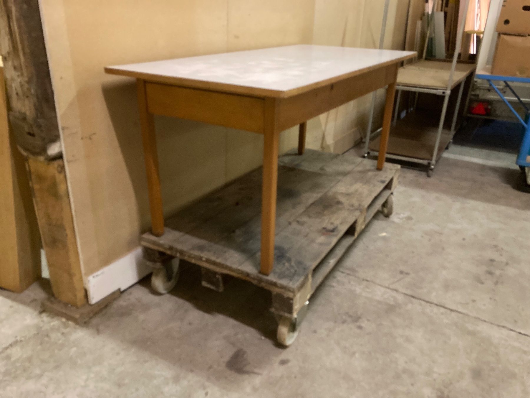 Tavoli: 1 Basteltisch mit Schublade, Werktisch – Usato da Bauma venduto da Dampf63 9