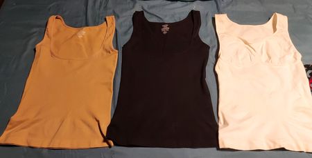 Shape Tops mit Formeffekt, Gr. L (42/44), neuwertig