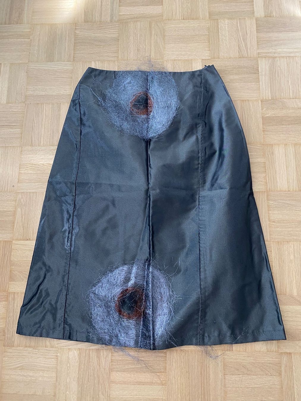Gonne: Rock von Designerin Erica Matile – Usato da Zürich venduto da Basilou98