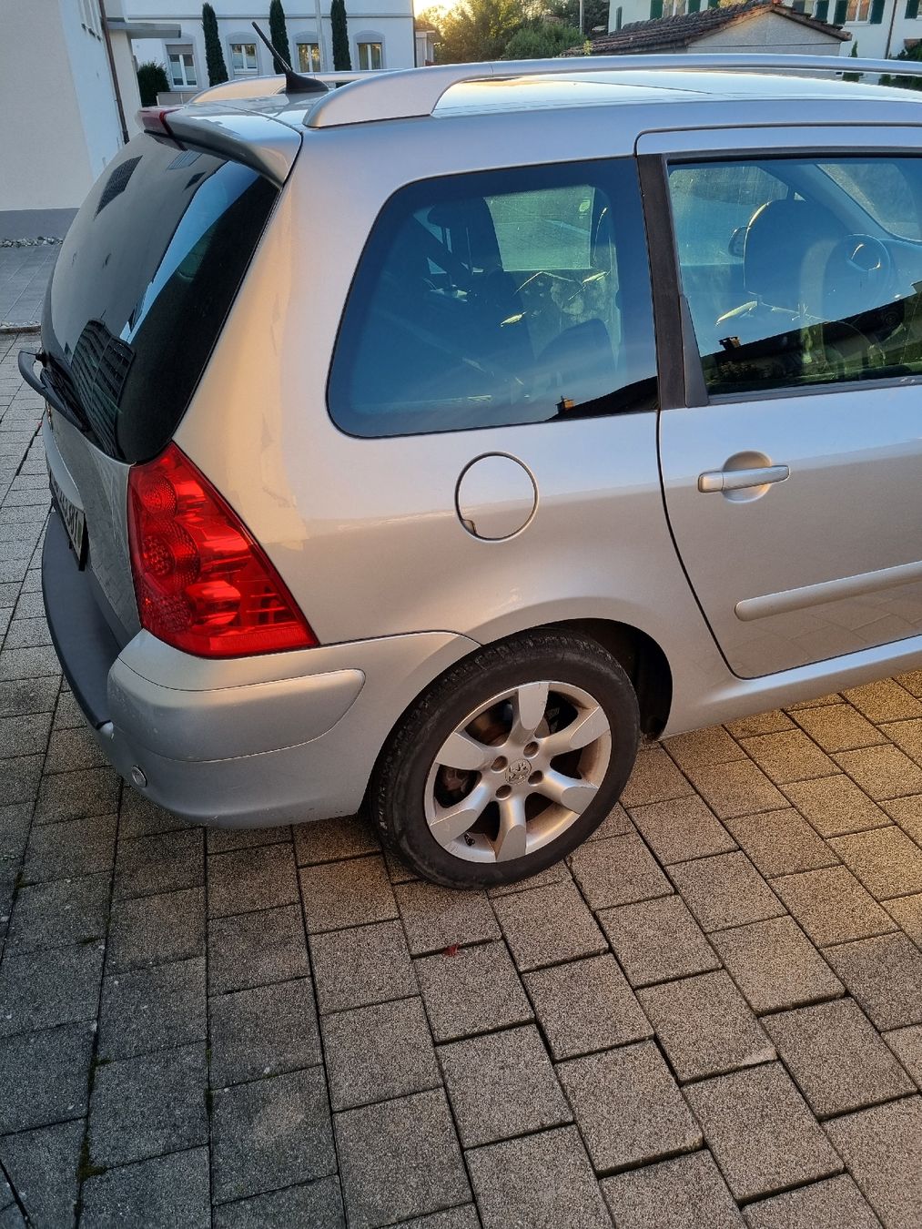 Peugeot Autos: Peugeot 307 2.o – Gebraucht aus Wil SG von R.s.w. 2