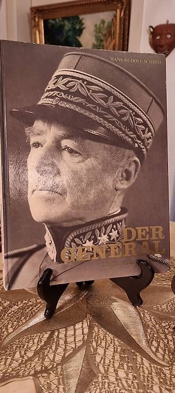 Bücher: Buch,  Der General von 1974 – Gebraucht aus Kaufdorf von Nati-Nati