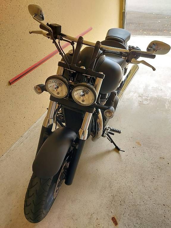 Triumph Chopper: TRIUMPH Thunderbird Storm 1700 ABS – Usato da Roche VD venduto da boubou72 1