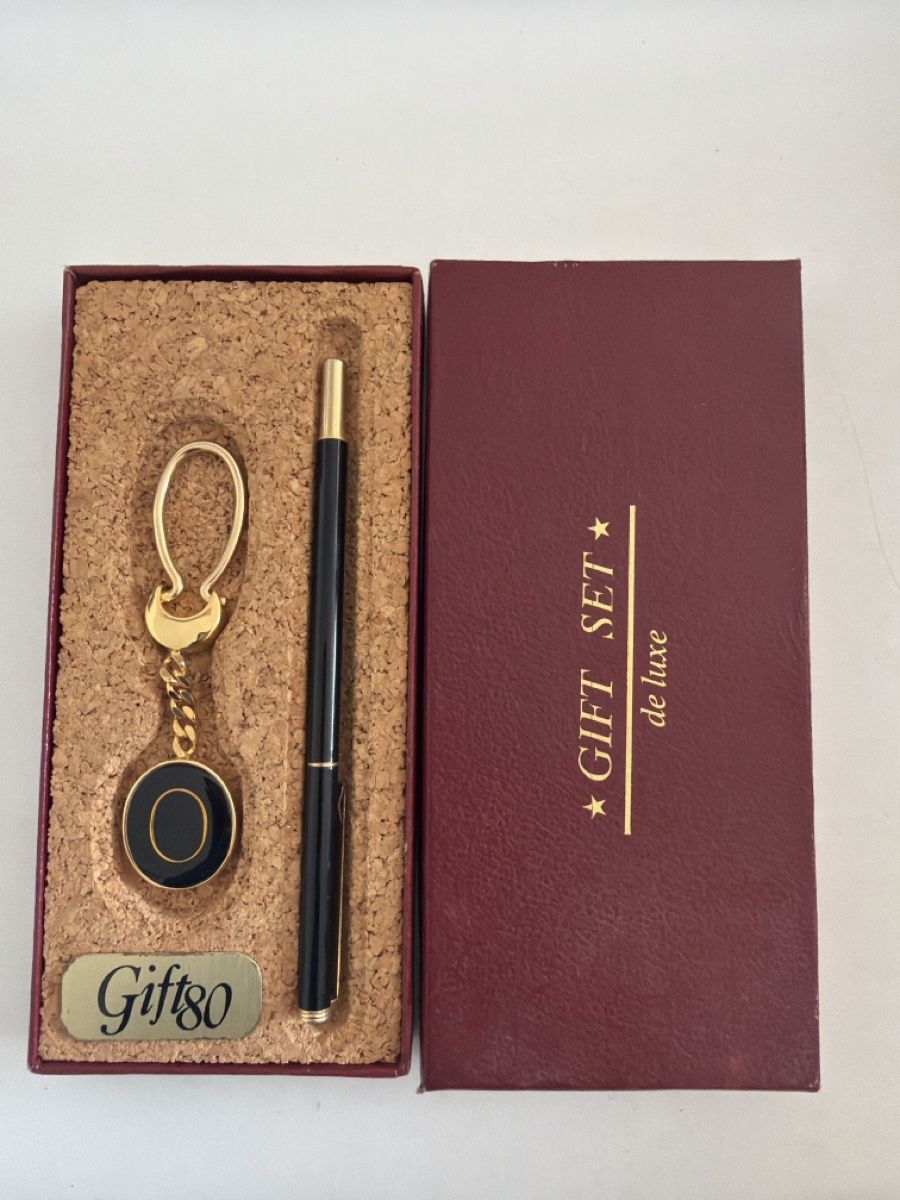 Schlüsselanhänger & - bänder: Vintage Pen & Keychain Gift Set – Defekt aus Bellinzona von lea_nw82