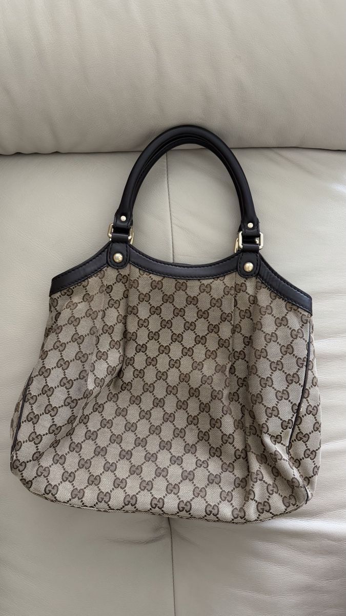 Gucci Borse da donna: Sac à main Gucci en toile GG – Usato da Mont-sur-Lausanne venduto da summerblue 1