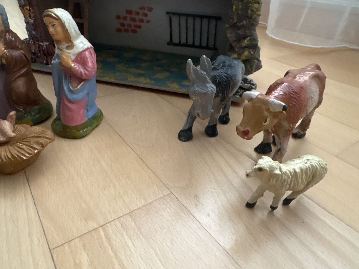 Statuette: Weihnachtskrippe mit Figuren, Handarbeit, Vintage! 49 – Usato da Abtwil SG venduto da ale2002 2