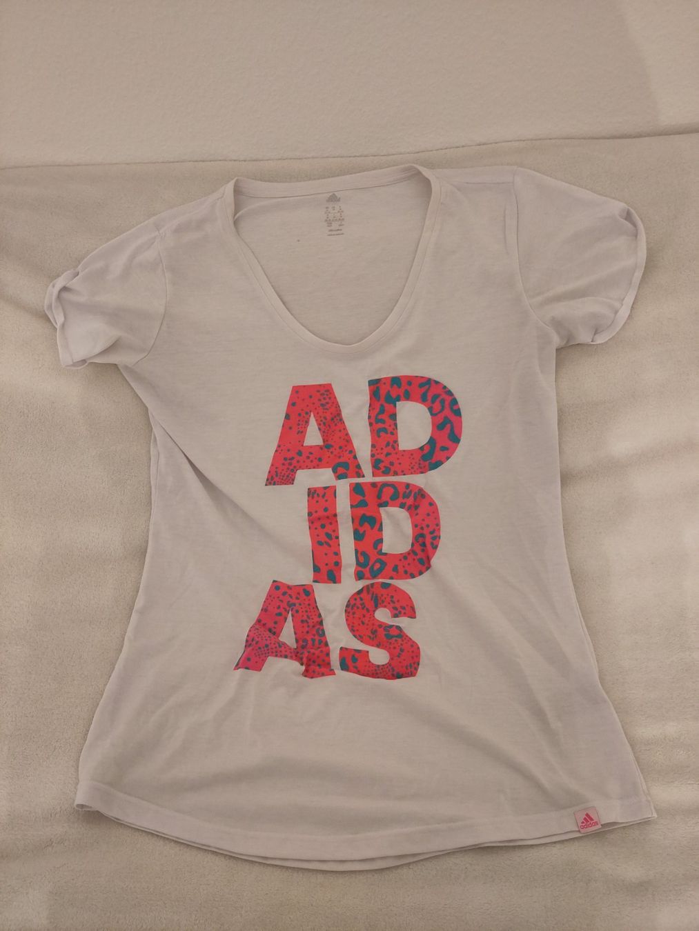 Adidas T-shirt: T-shirt – Usato da Bülach venduto da Prisca0207