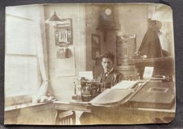 Privatfoto, Unikat - Büro, Schreibmaschine, Nähmaschine,1915