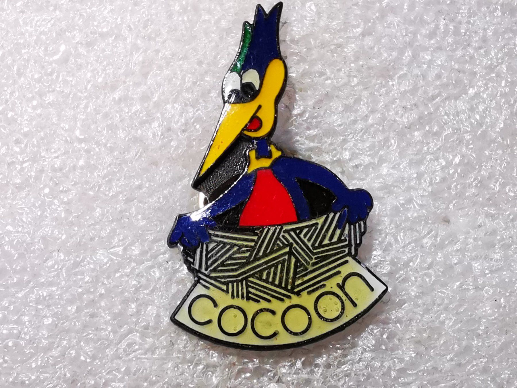 Plaquettes & Badges: Ansteckpin 65: Cocoon – D'occasion à Oppligen par Pin-Fall-Shop