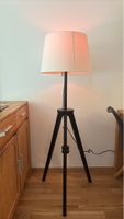 Stehlampe Holz höhenverstellbar