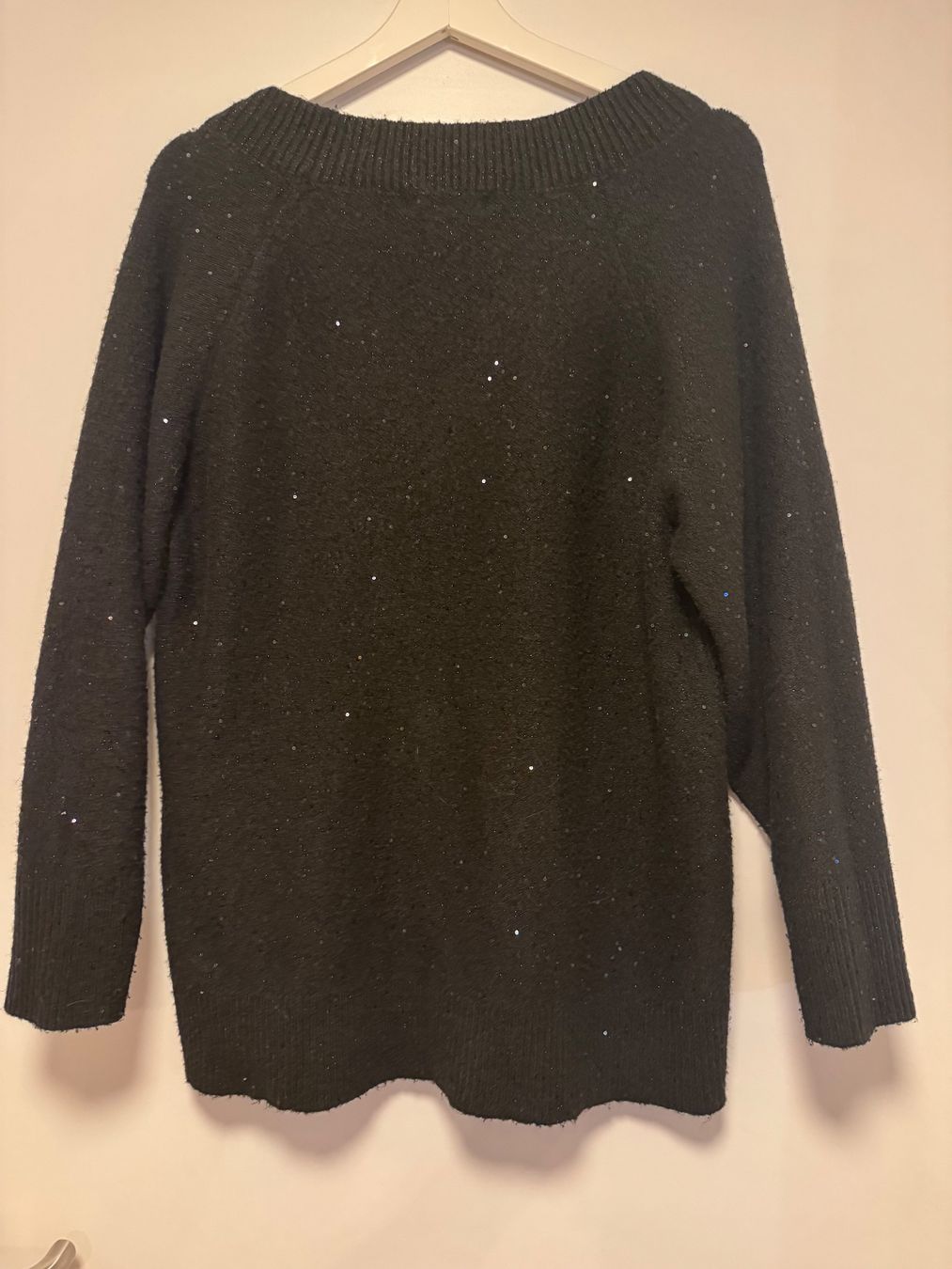 Maglioni & Felpe: Warmer, schwarzer Strickpulli mit Glitzer, Gr. 38-40 – Usato da Winterthur venduto da tam_7tbh 1