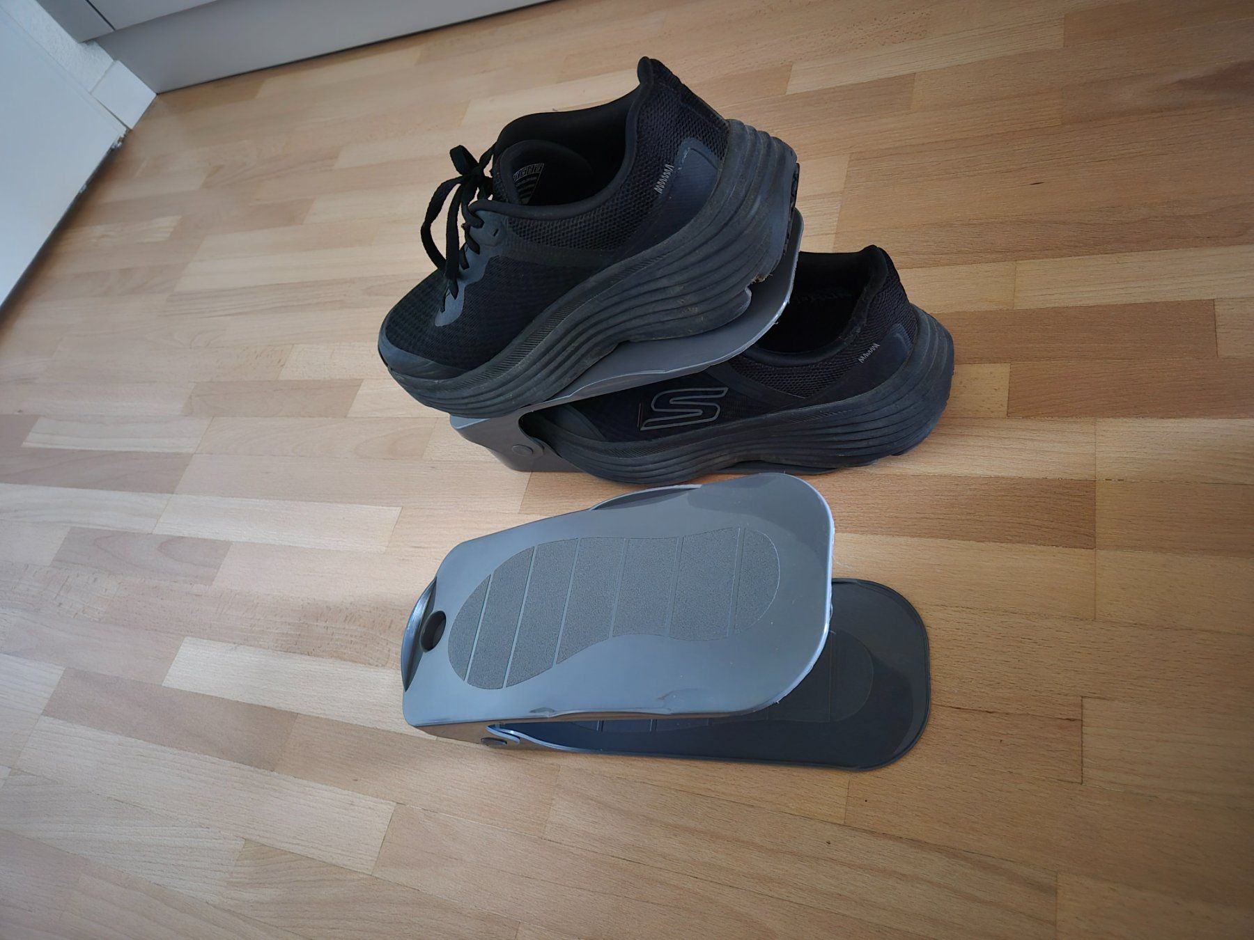 Garderobe: Schuh-Organizer 4 Stück, grau – Gebraucht aus Niederhasli von foxy_8155 2