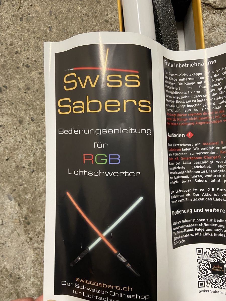 Altro per Film & Serie: Swiss Saber RGB Lichtschwert – Usato da Zürich venduto da Lilabalu65