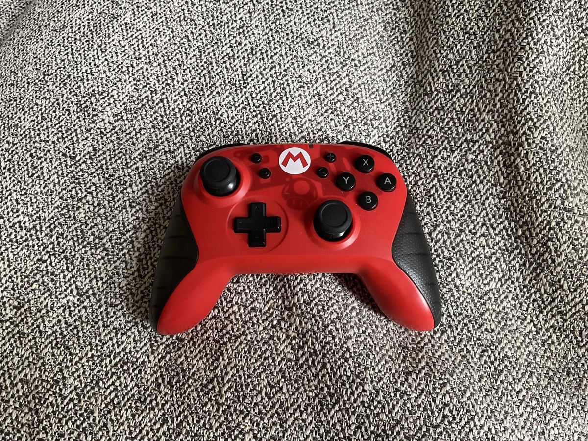 Nintendo Manettes: Nintendo Controller (Super Mario) – D'occasion à Zürich par mcreini