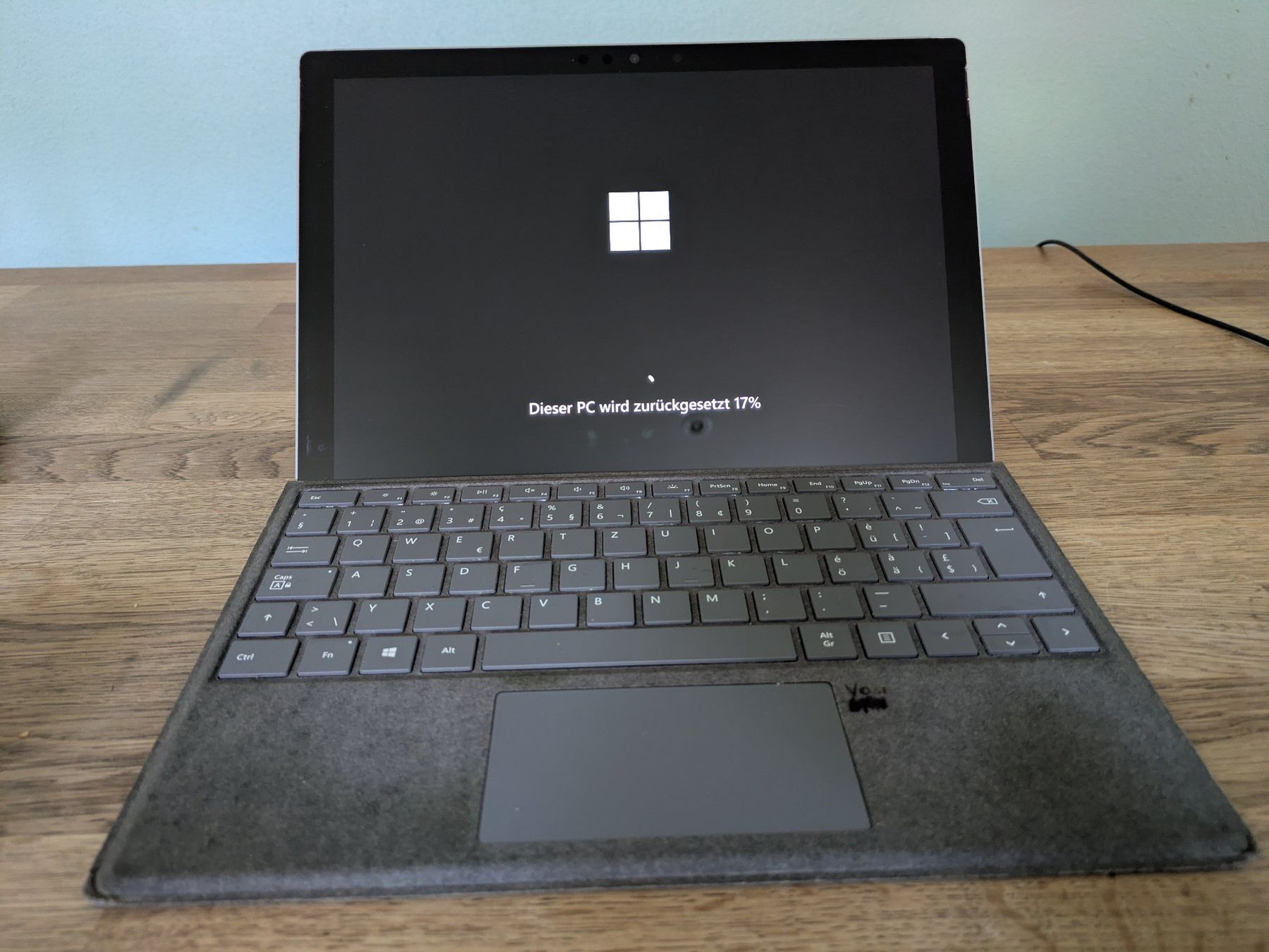 Microsoft Notebook: Surface Pro 7 mit Maus, Stift, Netzteil und Tasche – Usato da Meierskappel venduto da Boebb 4