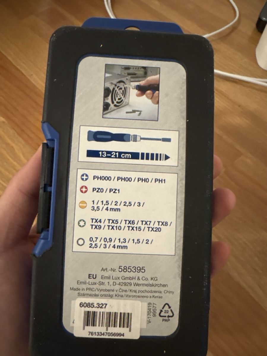 Tutti gli attrezzi: Precision Screwdriver Set with 30 Bits - Like New! – Usato da Zürich venduto da Walden7829 1