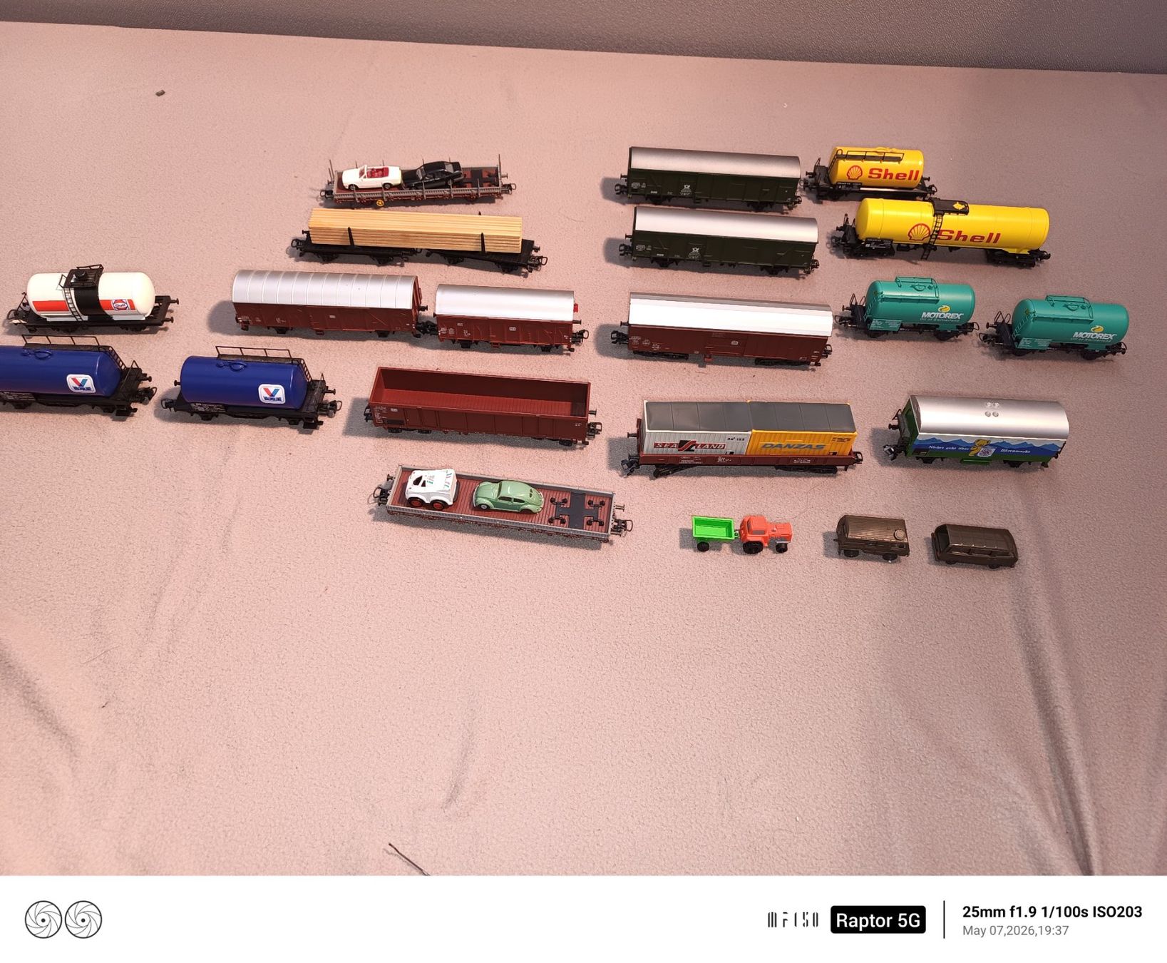 Modelleisenbahnen: H0 Modelleisenbahn Güterwagen Konvolut – Gebraucht aus Bäch SZ von inf_jgc8 2