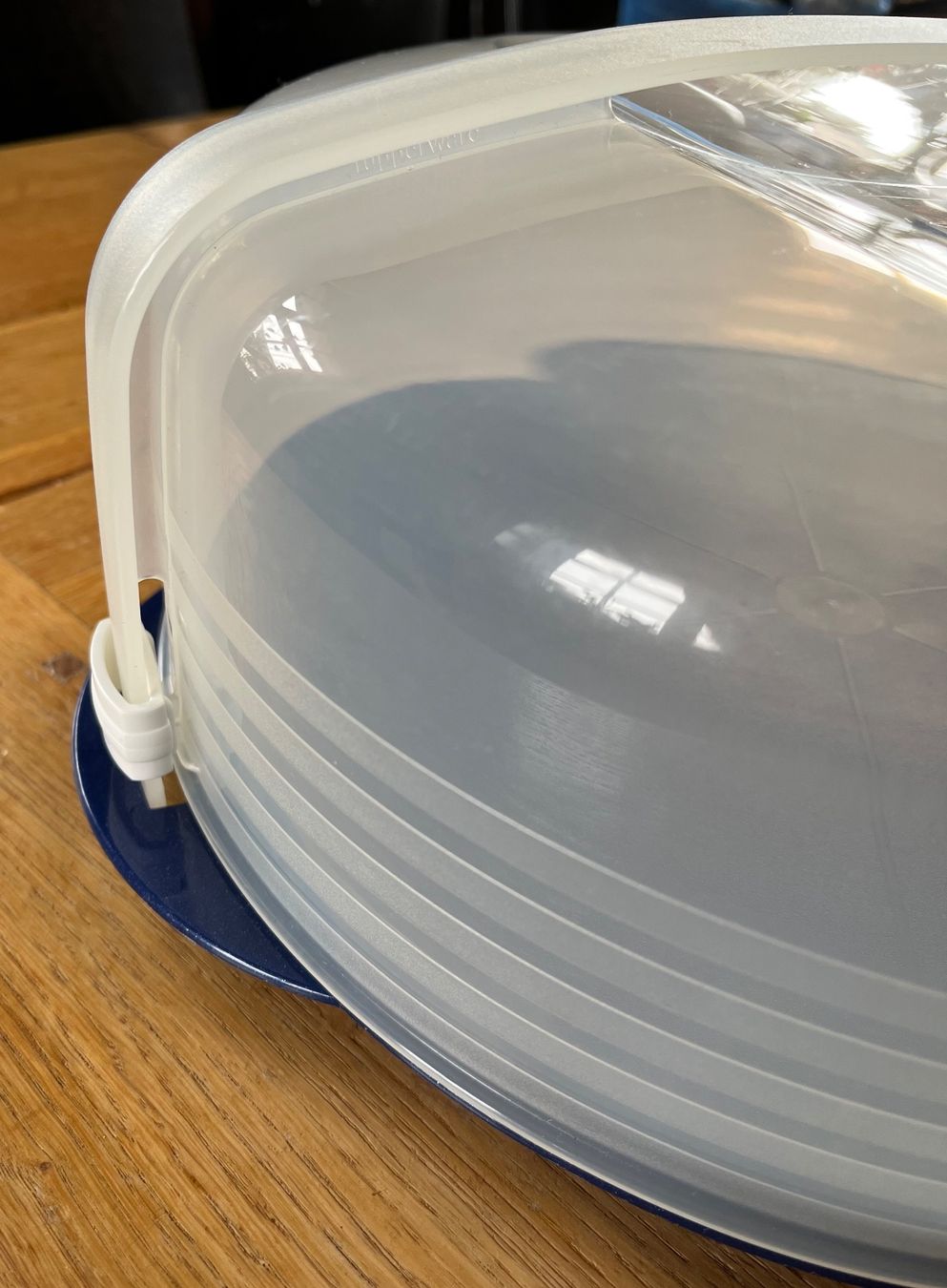 Tupperware Torten und Kuchen Aufbewahrungs-, Transportbox (Gebraucht) in Arbon für CHF 24 – mit Lieferung auf Ricardo kaufen